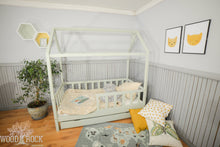 Lade das Bild in den Galerie-Viewer, Hausbett
